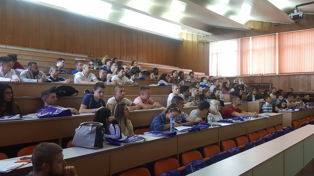 Срещи на студенти и преподаватели с представители на най-големите фирми от пестицидния бизнес в България