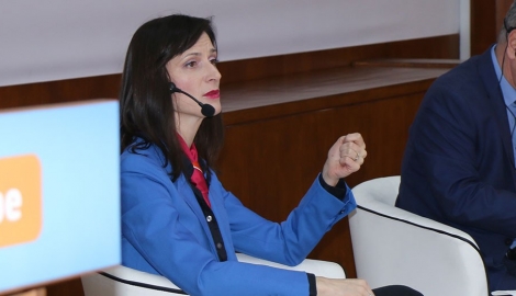 Граждански диалог с еврокомисаря Мария Габриел и евродепутата Владимир Уручев в АУ