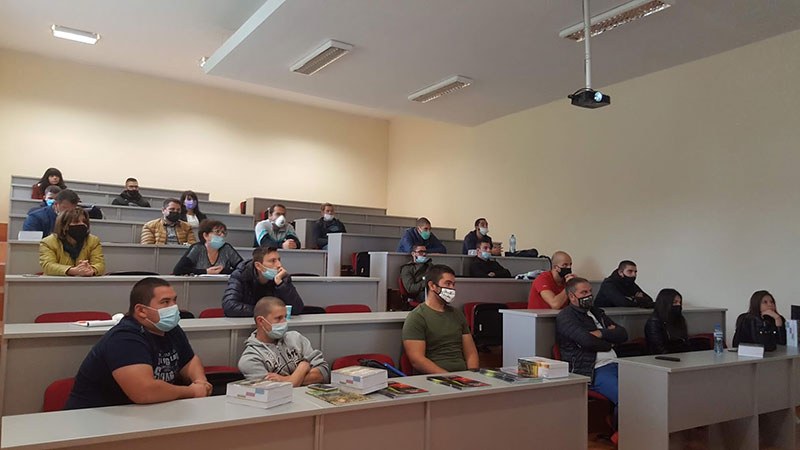 Публична лекция на тема: „Химичен контрол на плевелите при основни полски култури“, изнесена от БАСФ