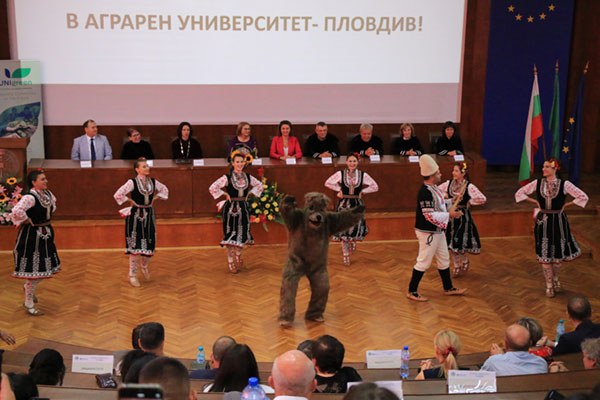 dancing students dancing students