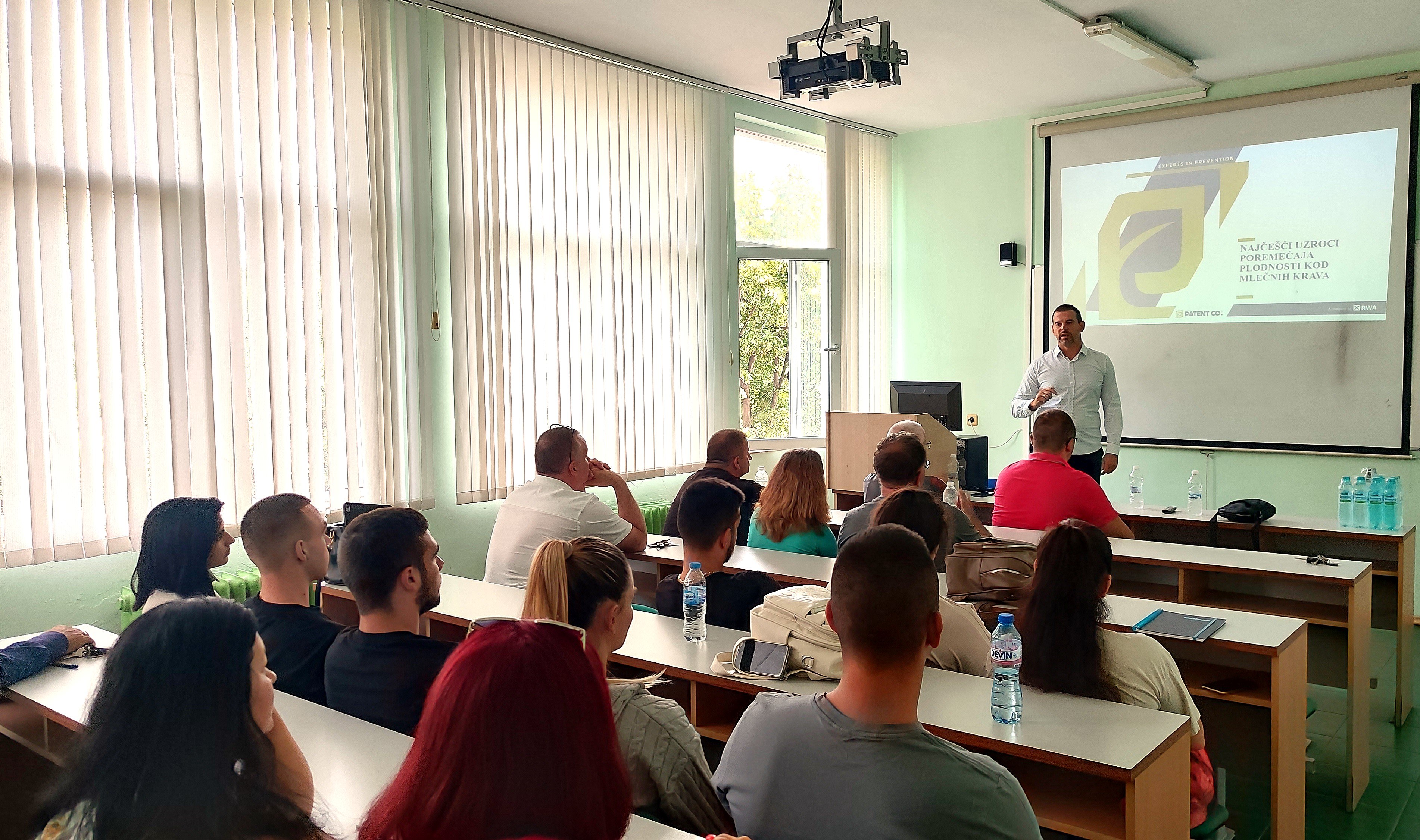 В АУ се проведе открита лекция на тема: „Най-честите причини за нарушения на плодовитостта при млечни крави“