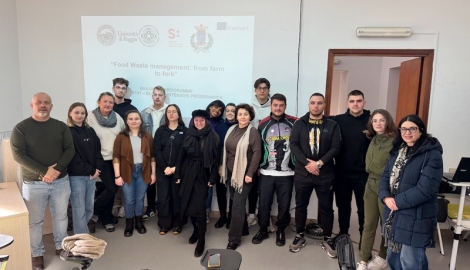 Студенти от специалностите РЗ и ЕООС взеха участие в Еразъм+ смесено интензивно обучение (BIP) в Университета във Фоджа -  Италия