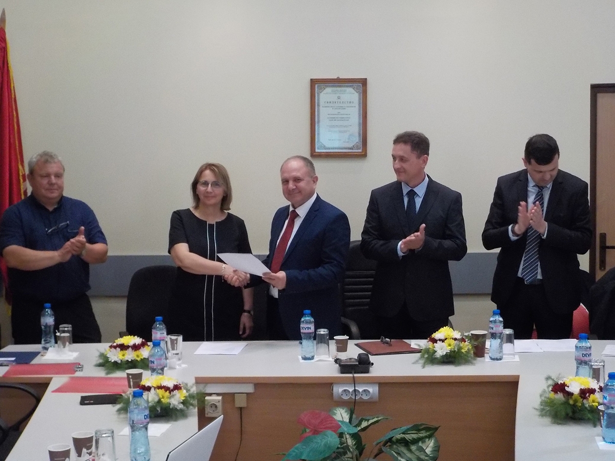 Официално подписване на договорите за изследователски проекти България - Китай