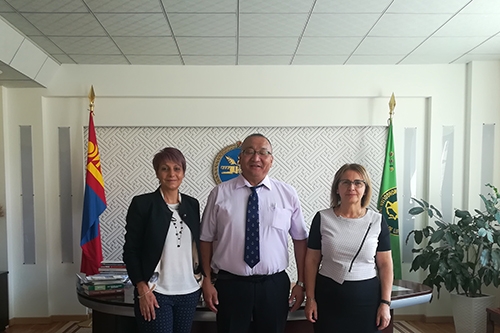 Ръководството на АУ част от правителствена делегация в Монголия