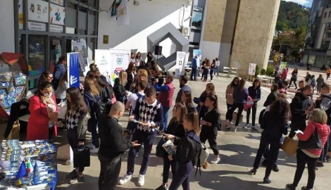 АУ в Панорама на университетите в Благоевград
