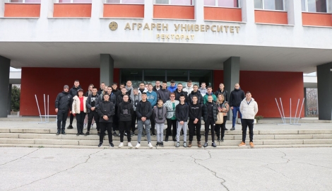 Ученици от Професионалната гимназия по аграрно стопанство – Добрич в АУ 