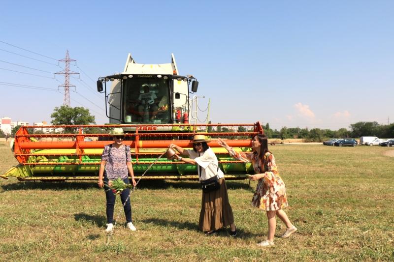 Стартира Жътвената кампания в УОВБ на АУ
