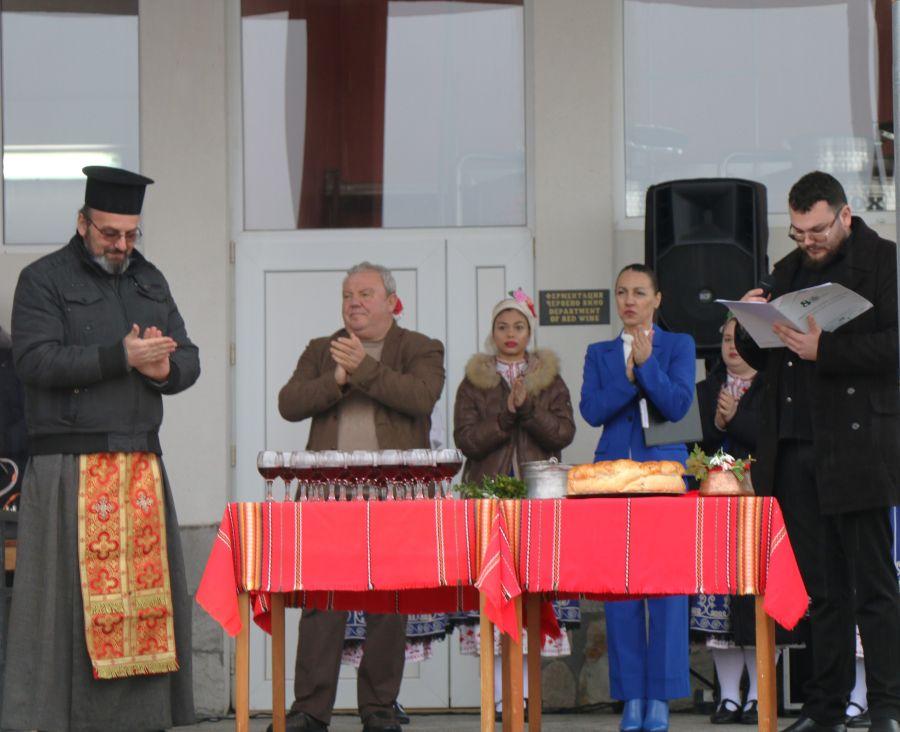 АУ отбеляза празника на Факултета по лозаро-градинарство и Деня на лозаря Трифон Зарезан