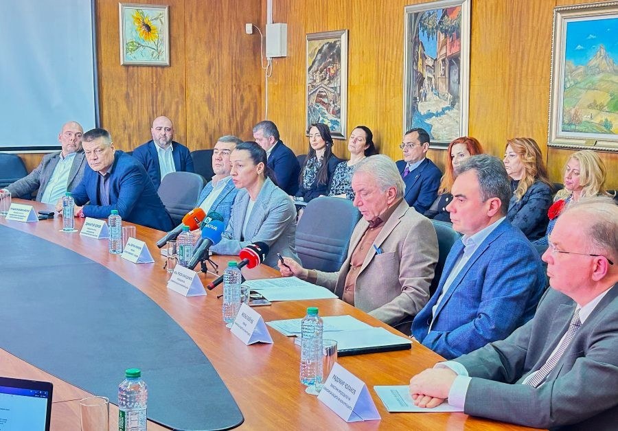 Аграрният университет - Пловдив бе домакин на среща на КЗК с представители на млечния сектор