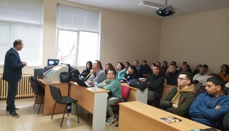 Фирма "Синджента България" изнесе публична лекция пред студенти на Аграрен университет - Пловдив