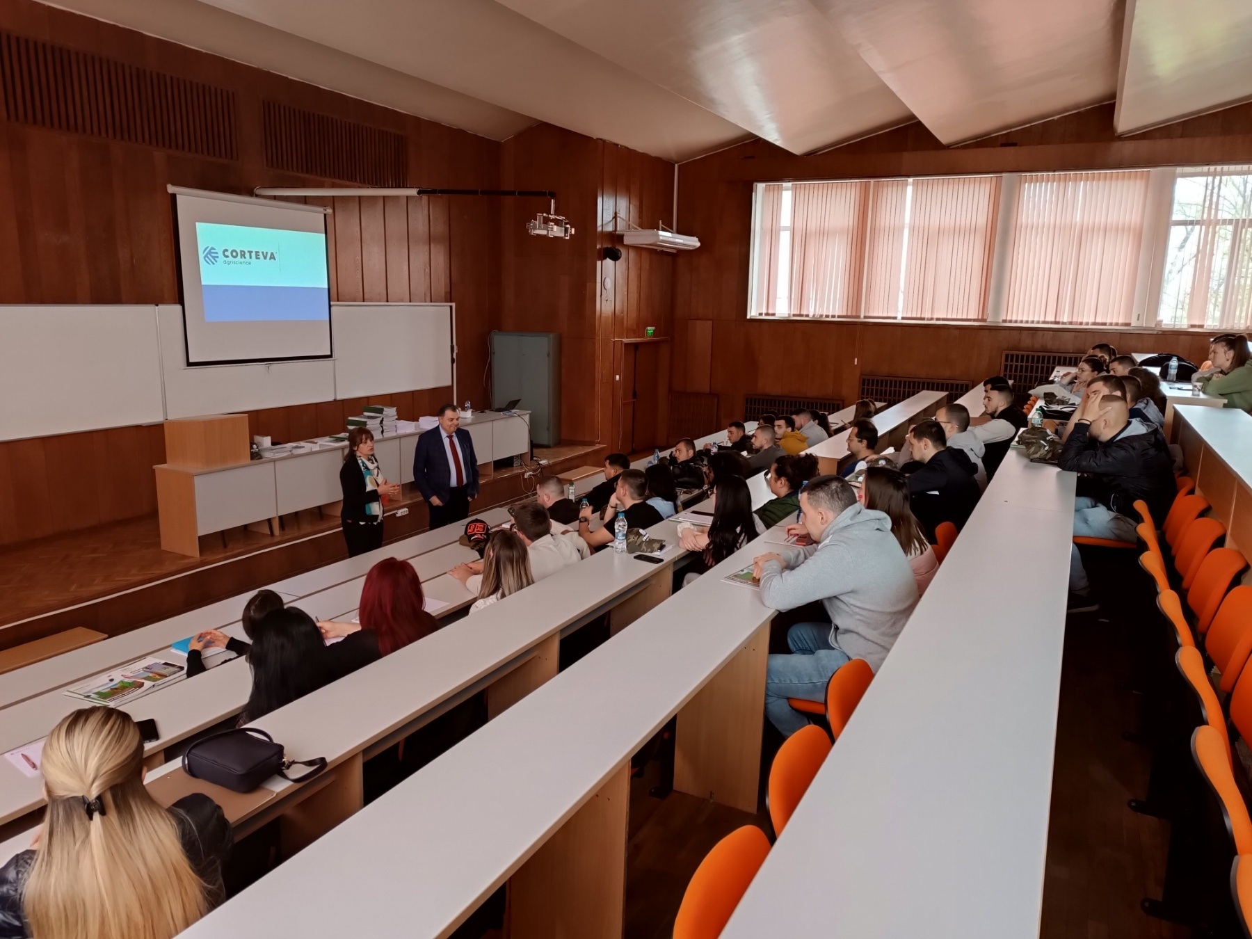 В Аграрен университет - Пловдив се проведе публична лекция на тема: „Иновации и новости в растителната защита“